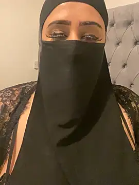 Pari Persianbaddie6 online show from 04/07/26, 12:00