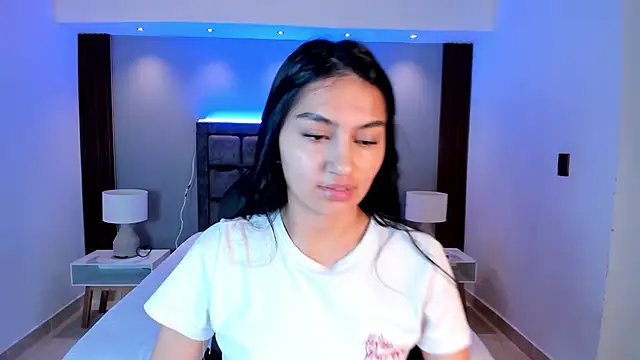 Snapshot of AidaJones chatting on 03/04/26, 11:38 AidaJones online show from 03/04/26, 11:38