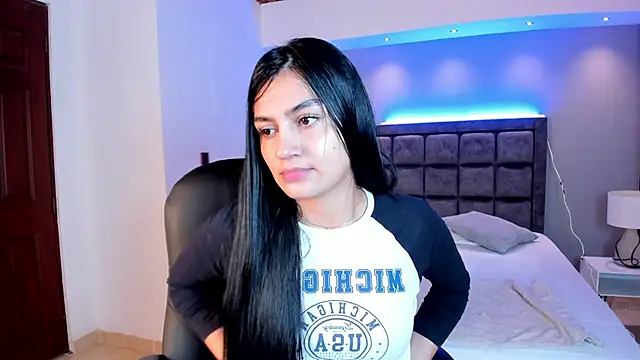 Snapshot of AidaJones chatting on 03/14/26, 12:54 AidaJones online show from 03/14/26, 12:54