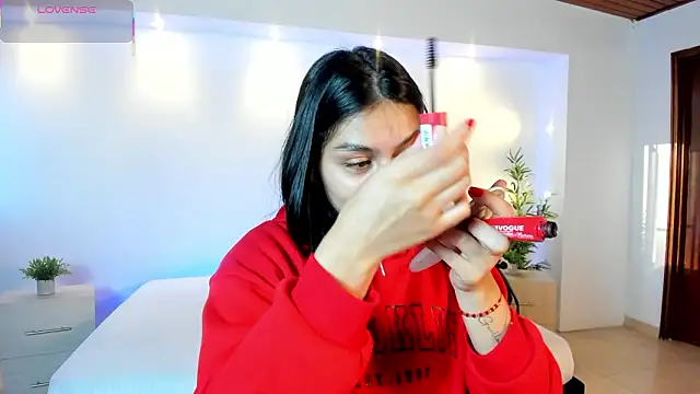 Snapshot of AidaJones chatting on 03/19/26, 11:36 AidaJones online show from 03/19/26, 11:36