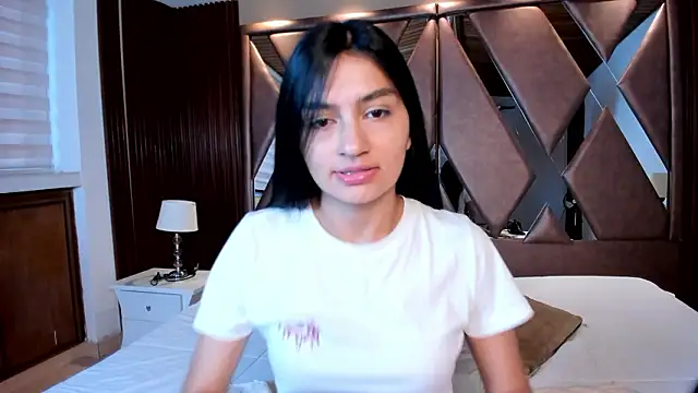 Snapshot of AidaJones chatting on 03/26/26, 11:38 AidaJones online show from 03/26/26, 11:38