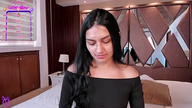 Snapshot of AidaJones chatting on 04/03/26, 02:04 AidaJones online show from 04/03/26, 02:04