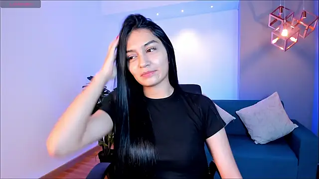 Snapshot of AidaJones chatting on 04/09/26, 01:05 AidaJones online show from 04/09/26, 01:05