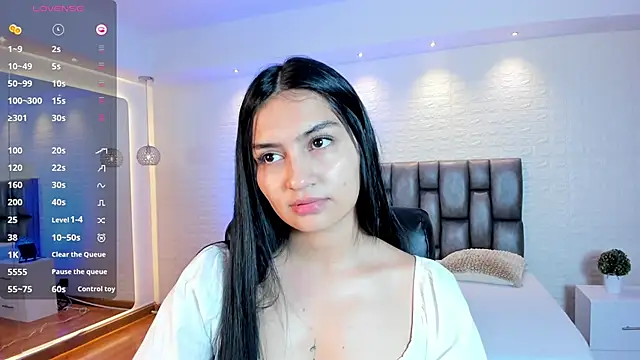 Snapshot of AidaJones chatting on 04/22/26, 11:23 AidaJones online show from 04/22/26, 11:23