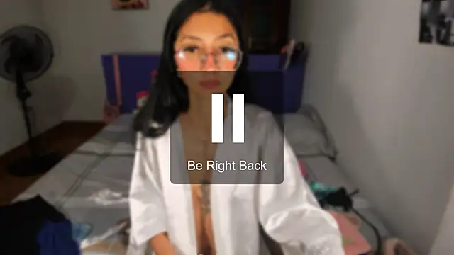 Snapshot of Anais_lux chatting on 05/16/26, 12:18 Anais lux online show from 05/16/26, 12:18