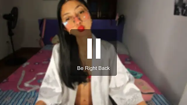 Snapshot of Anais_lux chatting on 05/19/26, 11:55 Anais lux online show from 05/19/26, 11:55