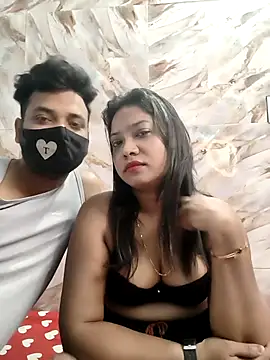 hornyzinia123 online show from 12/19/25, 03:02