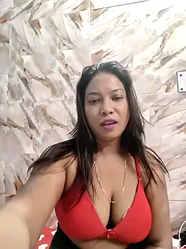 Snapshot of hornyzinia123 chatting on 04/10/26, 03:45 hornyzinia123 online show from 04/10/26, 03:45