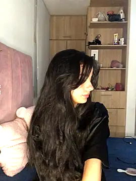 Snapshot of SelinaCatt_ chatting on 11/13/25, 10:52 SelinaCatt online show from 11/13/25, 10:52