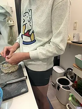 Snapshot of qaz23257 chatting on 03/04/26, 06:08 qaz23257 online show from 03/04/26, 06:08