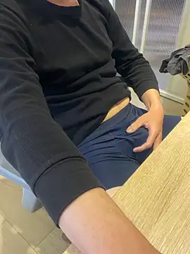 Snapshot of qaz23257 chatting on 03/12/26, 06:30 qaz23257 online show from 03/12/26, 06:30