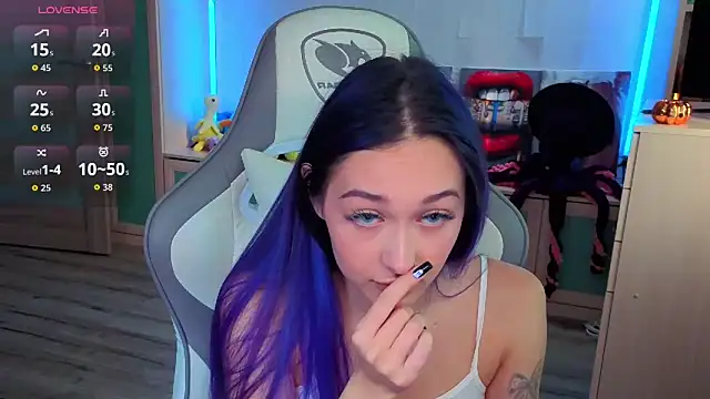 Snapshot of Im_suka chatting on 11/01/25, 04:03 Im suka online show from 11/01/25, 04:03