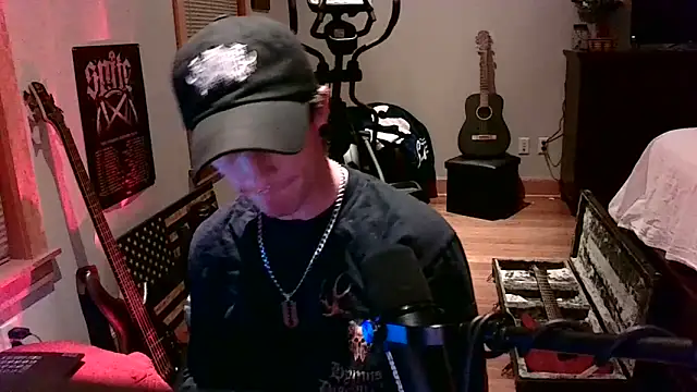 Snapshot of LEVIATHANX666 chatting on 04/12/26, 03:00 LEVIATHANX666 online show from 04/12/26, 03:00