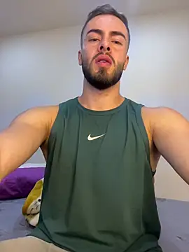 Snapshot of MaxDell chatting on 03/15/26, 12:16 MaxDell online show from 03/15/26, 12:16