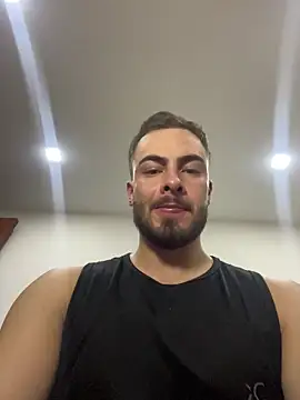 Snapshot of MaxDell chatting on 04/07/26, 03:29 MaxDell online show from 04/07/26, 03:29