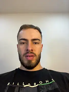 Snapshot of MaxDell chatting on 04/20/26, 07:26 MaxDell online show from 04/20/26, 07:26