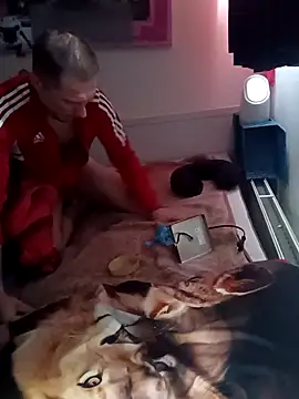 Snapshot of Wilsonn86 chatting on 12/04/25, 10:24 Wilsonn86 online show from 12/04/25, 10:24