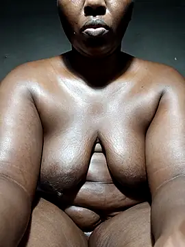 Snapshot of khetyvile chatting on 03/21/26, 11:08 khetyvile online show from 03/21/26, 11:08