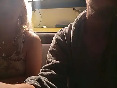 Snapshot of rajda23 chatting on 10/18/25, 10:21 rajda23 online show from 10/18/25, 10:21