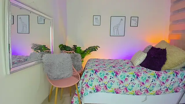 LusyKitty online show from 09/18/25, 03:03