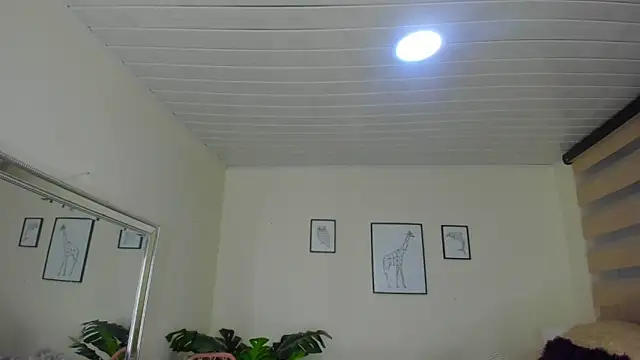 LusyKitty online show from 09/22/25, 03:14