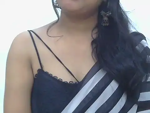 Snapshot of POOJA_199 chatting on 09/20/25, 09:10 POOJA 199 online show from 09/20/25, 09:10