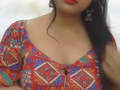 Snapshot of POOJA_199 chatting on 10/06/25, 07:28 POOJA 199 online show from 10/06/25, 07:28
