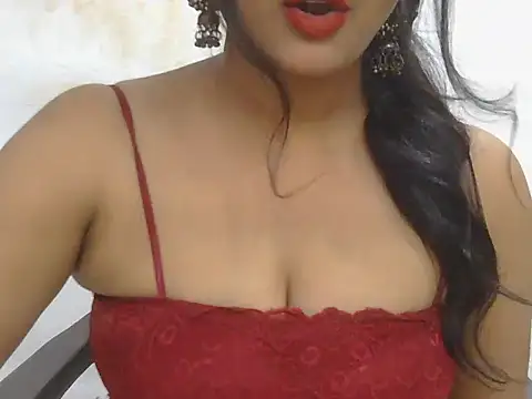 Snapshot of POOJA_199 chatting on 10/24/25, 08:33 POOJA 199 online show from 10/24/25, 08:33