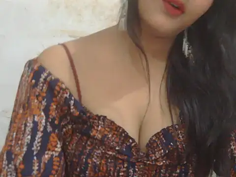 POOJA 199 online show from 05/24/26, 08:08
