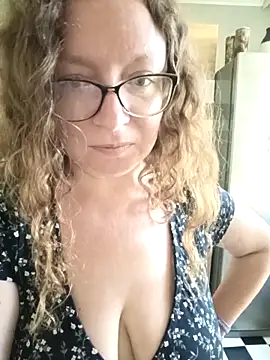 PerpetuaAnastagi online show from 09/21/25, 01:57