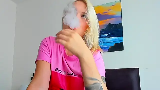 Snapshot of Ivory_Soul chatting on 04/02/26, 03:59 Ivory Soul online show from 04/02/26, 03:59