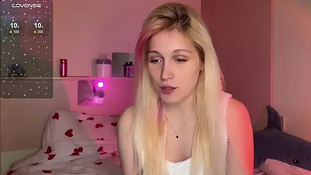  Annabel Myr  online show from 10/06/25, 11:07