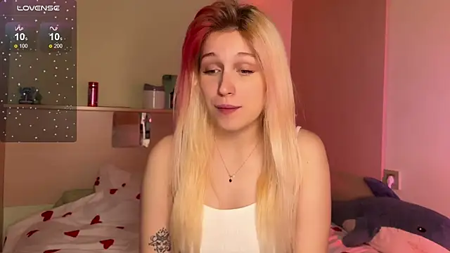  Annabel Myr  online show from 10/12/25, 11:09