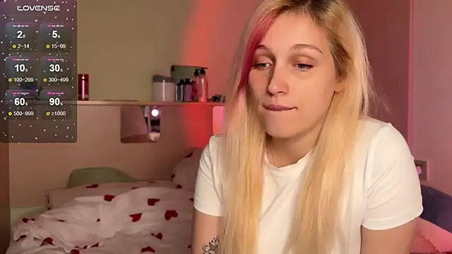  Annabel Myr  online show from 10/15/25, 11:43