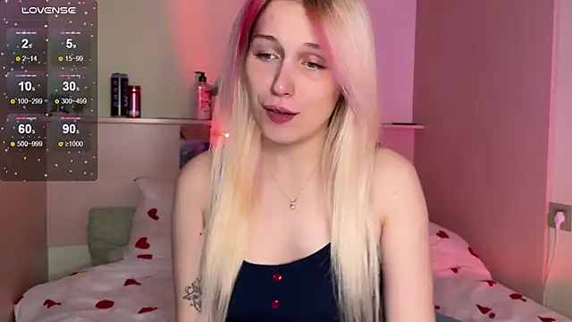  Annabel Myr  online show from 10/20/25, 11:10