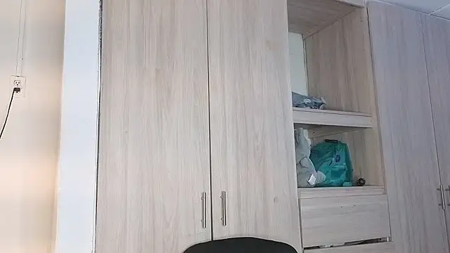 Snapshot of candice777 chatting on 03/15/26, 02:01 candice777 online show from 03/15/26, 02:01