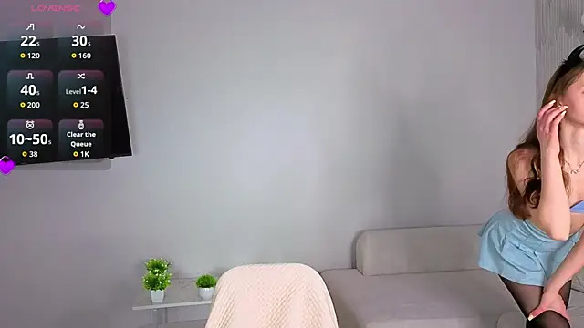 Snapshot of KeeleyBuoy chatting on 04/18/26, 03:05 KeeleyBuoy online show from 04/18/26, 03:05