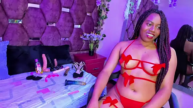 Thiana Taylor online show from 09/15/25, 07:47