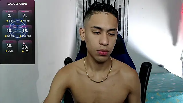 dylan apol0 online show from 10/04/25, 02:42