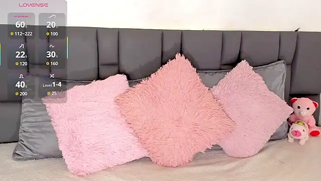 Snapshot of arisha_williams chatting on 02/18/26, 05:03 arisha williams online show from 02/18/26, 05:03