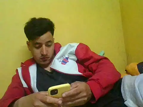 Snapshot of RVJM chatting on 10/20/25, 12:44 RVJM online show from 10/20/25, 12:44