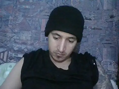 Snapshot of RVJM chatting on 04/13/26, 02:17 RVJM online show from 04/13/26, 02:17