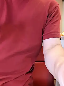 Snapshot of kqitooo chatting on 02/13/26, 05:36 kqitooo online show from 02/13/26, 05:36