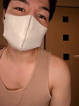 Snapshot of kqitooo chatting on 02/25/26, 10:14 kqitooo online show from 02/25/26, 10:14