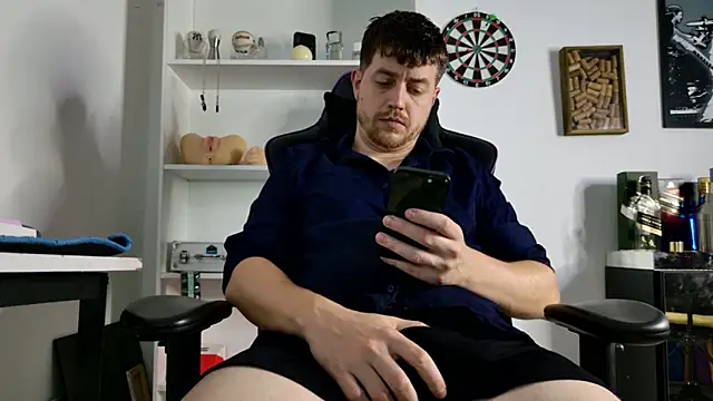 aaron nvk online show from 02/01/26, 04:11