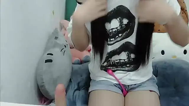 BabyPanda33 online show from 11/18/25, 11:47