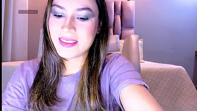 InnoocentLunaa online show from 01/12/26, 01:33