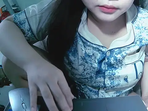 Lily3322 online show from 03/26/26, 05:29