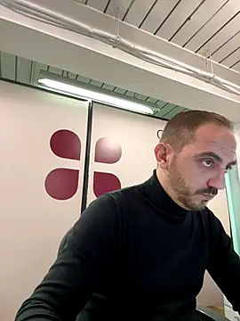 Snapshot of goncas23 chatting on 10/06/25, 06:44 goncas23 online show from 10/06/25, 06:44