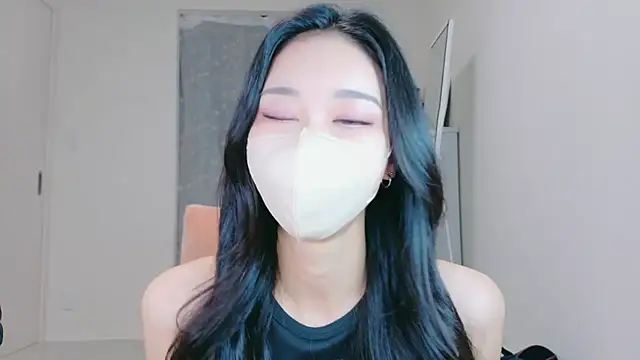 Snapshot of ramuchan_desu chatting on 06/02/26, 12:23 ramuchan desu online show from 06/02/26, 12:23